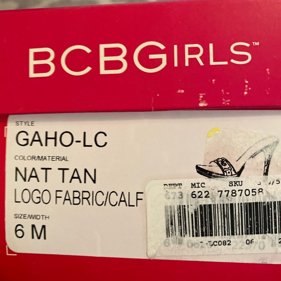 Brand new BCBG high heels size 6 - Picture 4 of 4
